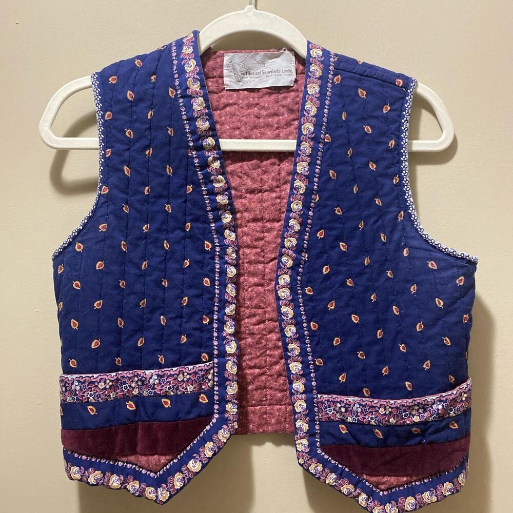SUTTLES AND SEAWINDS Women's multi Vest